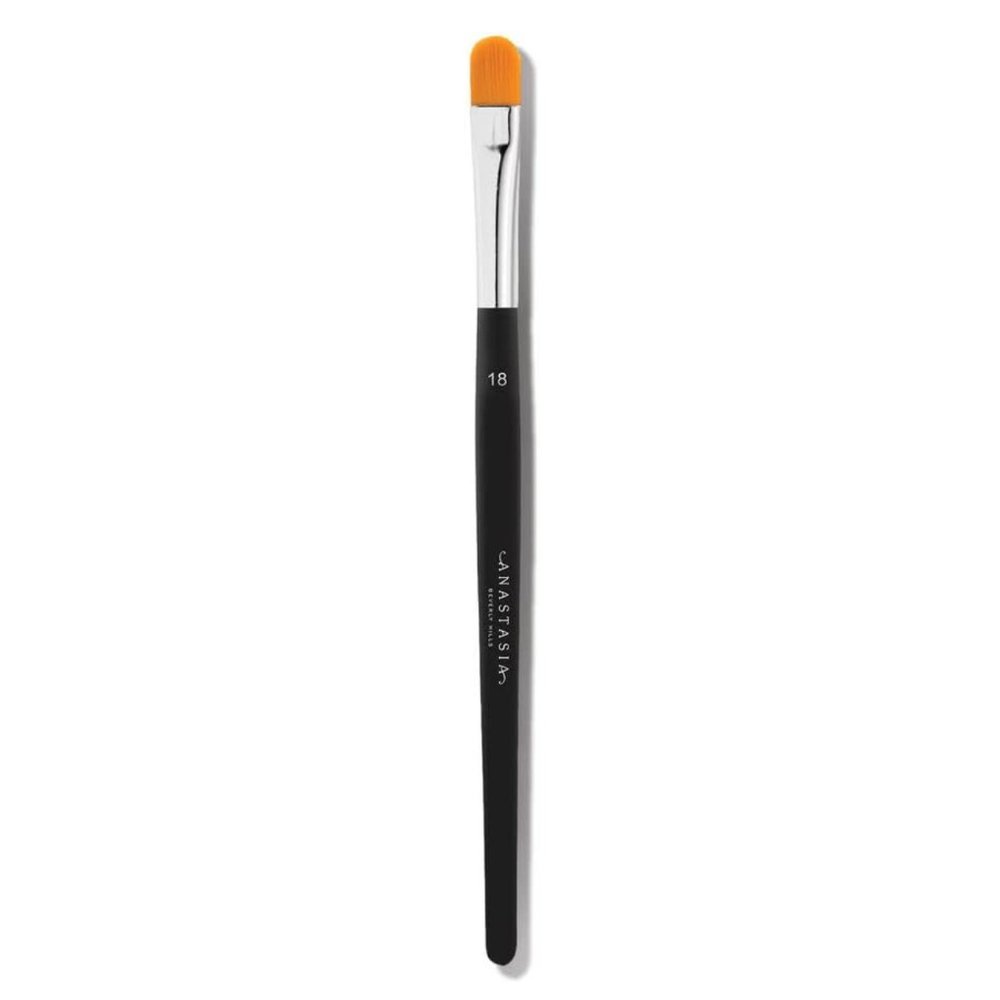 ABH CONCEALER BRUSH 18